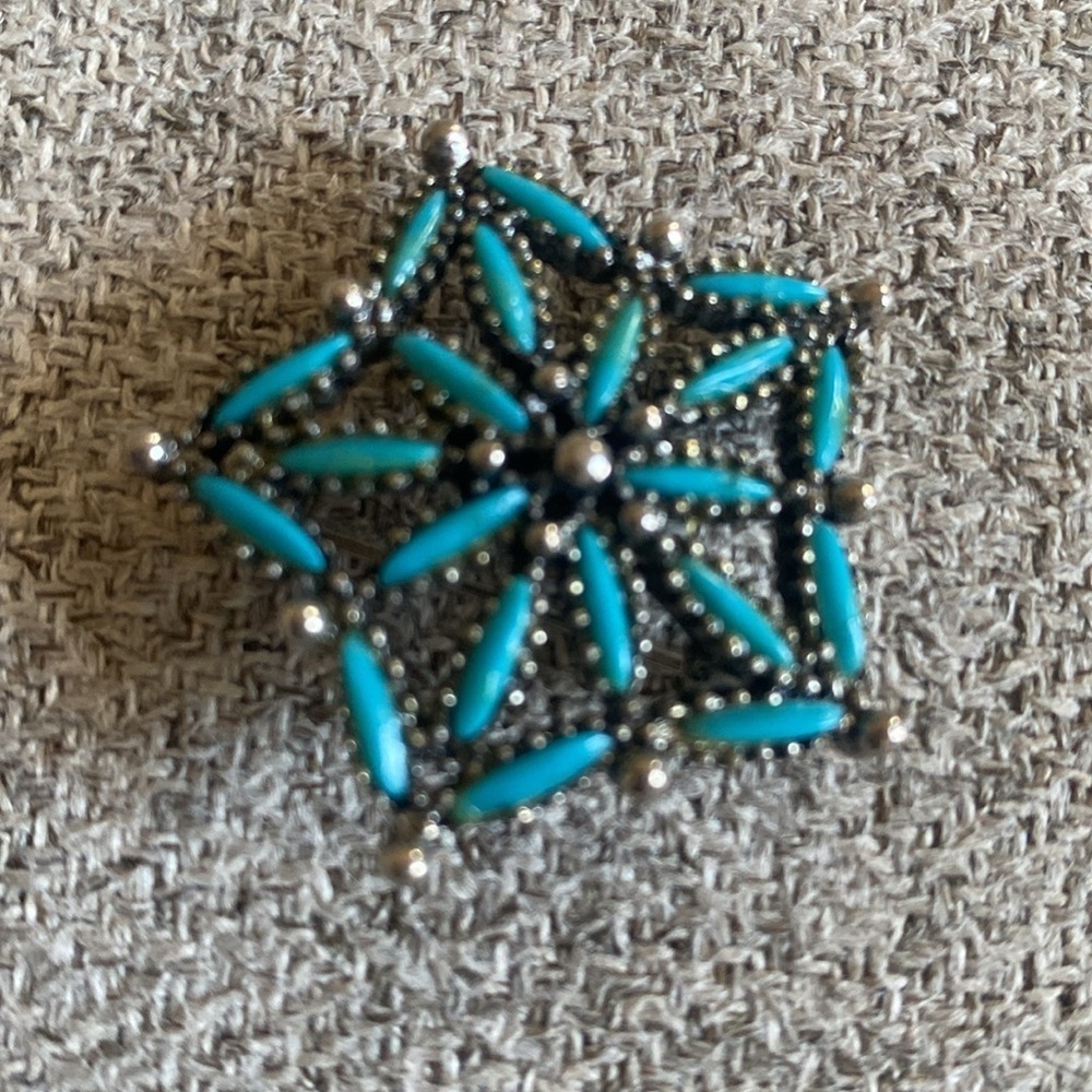 Turquoise and Silver Starburst Brooch - Picture 4 of 4